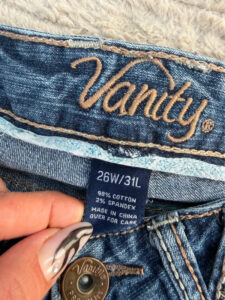 Label on a Vanity piece, UK 4, Y2K