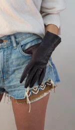 Vintage 90s Brown Women’s Lambskin Leather Gloves Size 8 Soft Grain Minimalist