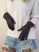 Vintage 90s Brown Women’s Lambskin Leather Gloves Size 8 Soft Grain Minimalist — photo 2 of 9