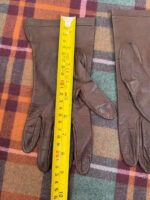 Vintage 90s Brown Women’s Lambskin Leather Gloves Size 8 Soft Grain Minimalist — photo 6 of 9