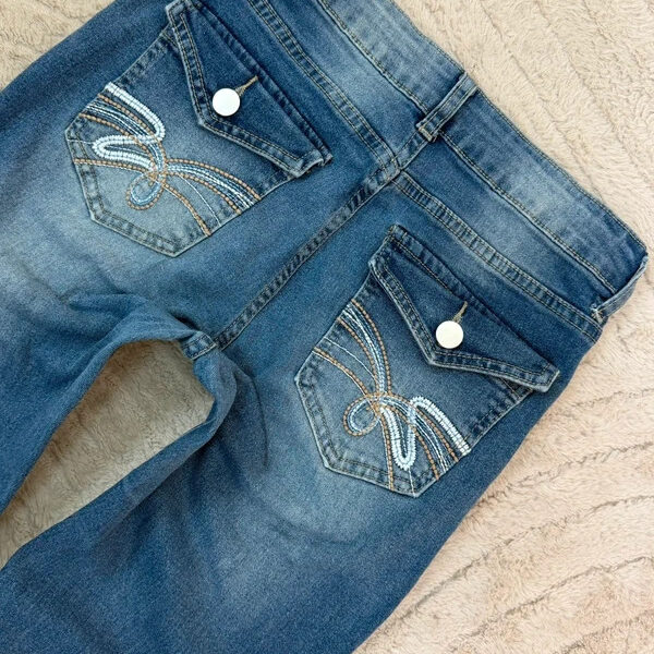 Womens y2k Flare mid 9”rise blue jeans W27 L29 Petite UK 8 embroidered flap 00s